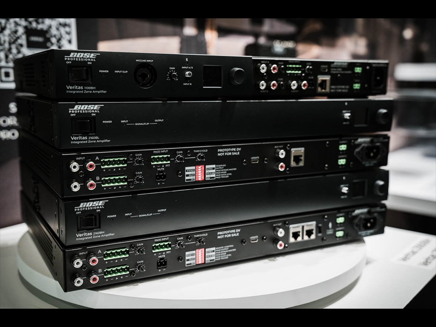 amply-Bose-Veritas-2160BL-moi-nhat