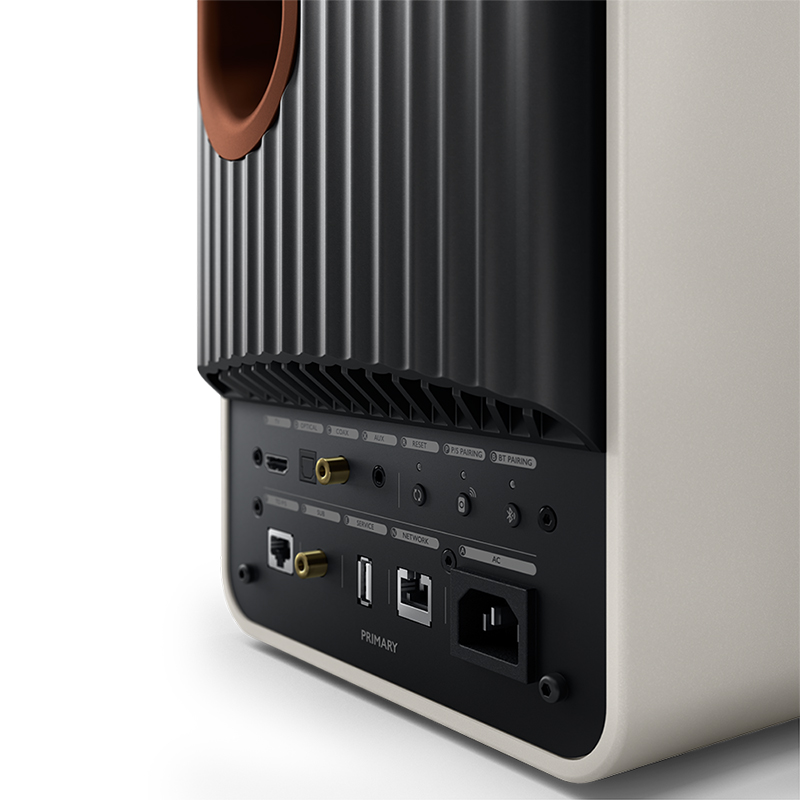 loa-kef-ls5-ii-ket-noi-da-dang.jpg