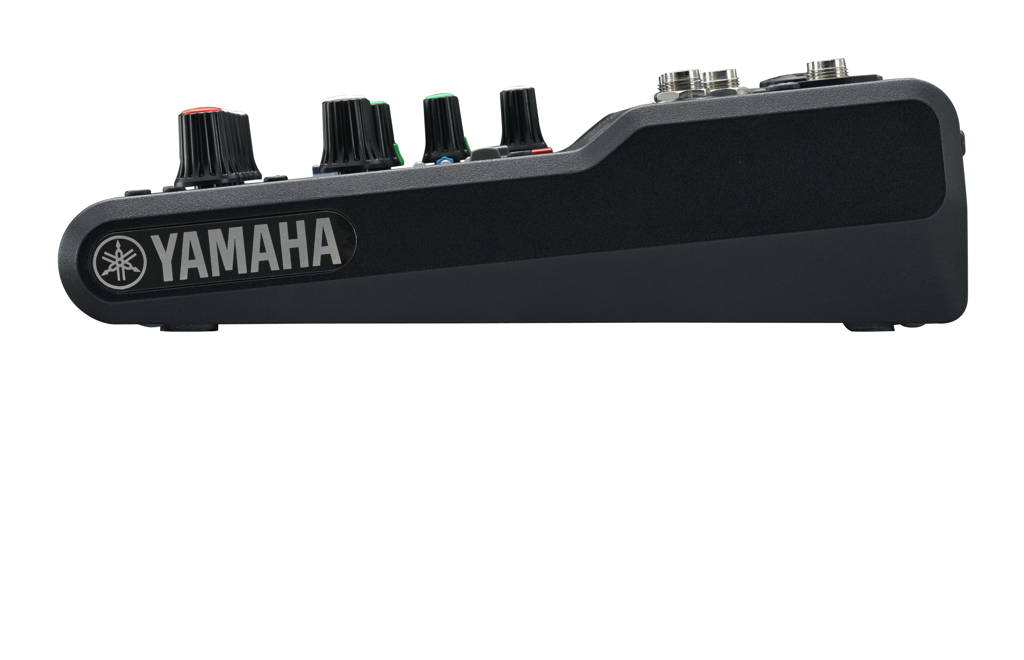 mixer-yamaha-mg06x-thiet-ke-nho-gon.jpg