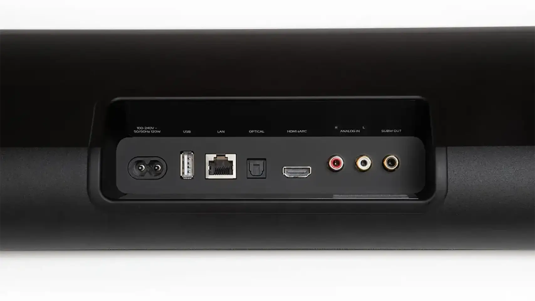 Cổng HDMI eARC truyền tải tín hiệu Dolby Atmos và giao diện điều khiển ứng dụng BluOS trên Bluesound Pulse Cinema