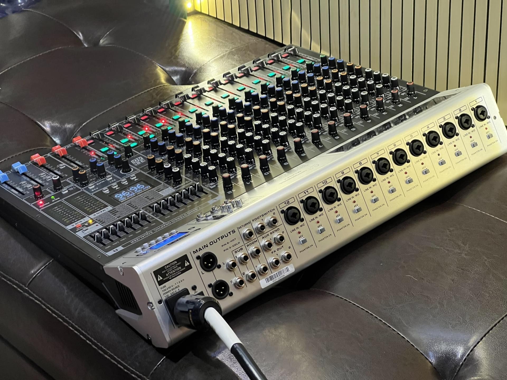 mixer-caf-m14fx-nguyen-le.jpg