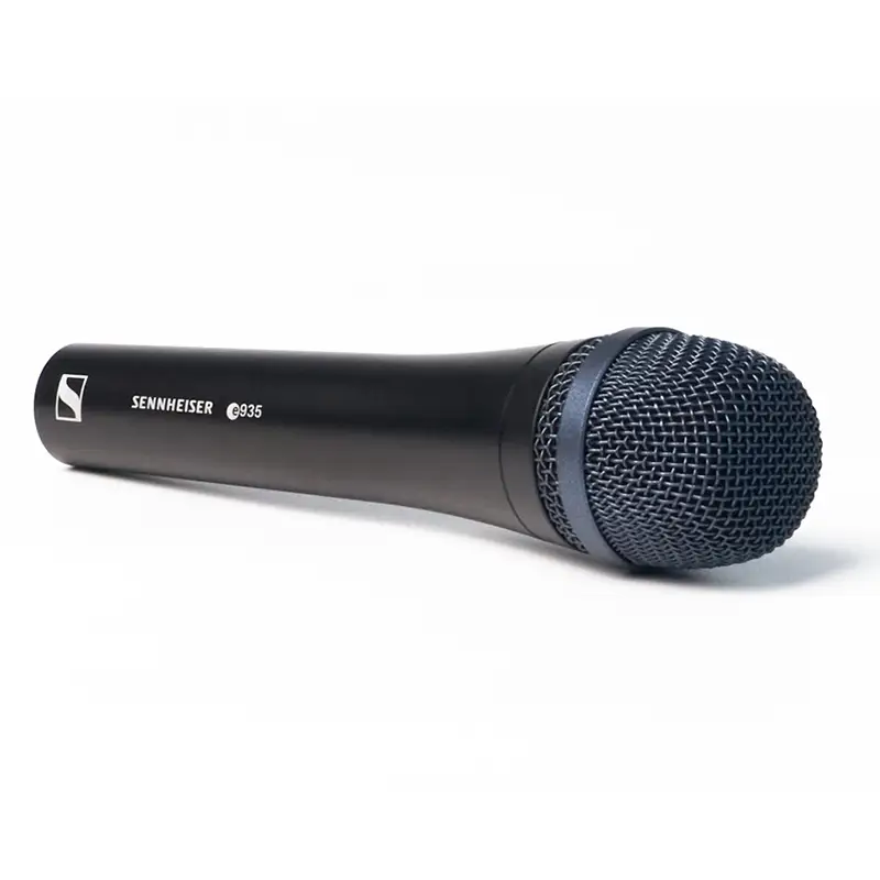 micro-sennheiser-e935-chat-am-hoan-hao.webp